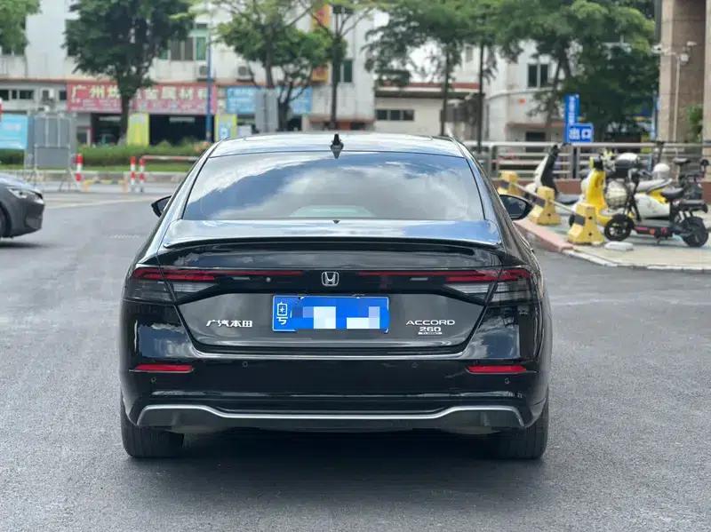 2023 Honda Accord 260TURBO Premium Edition — миниатюра 5