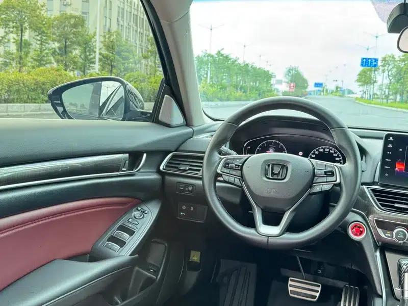 Accord 2022 260TURBO Phantom Night Premium Edition — миниатюра 18