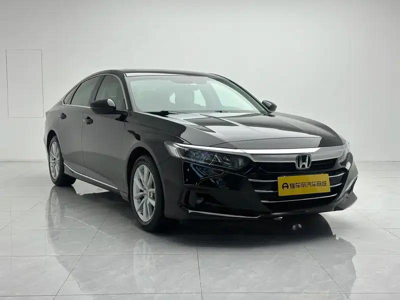 2022 Honda Accord 260TURBO Luxury Edition — миниатюра 3