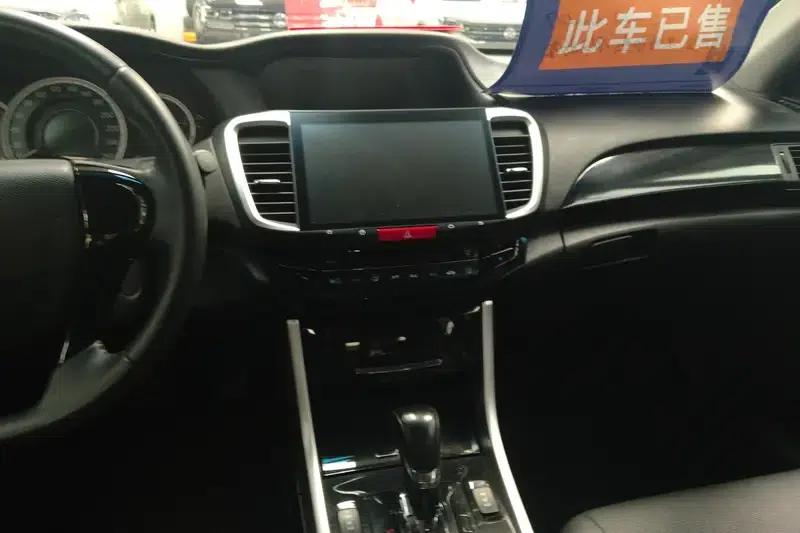 Accord 2016 2.0L Elite Edition — миниатюра 11