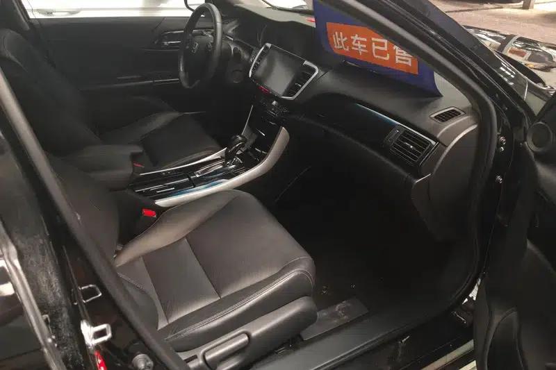 Accord 2016 2.0L Elite Edition — миниатюра 7