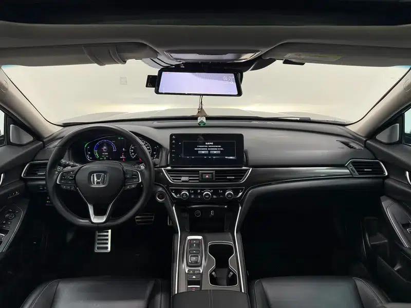 2022 Honda Accord Hybrid 2.0L Phantom Night Edition — миниатюра 14