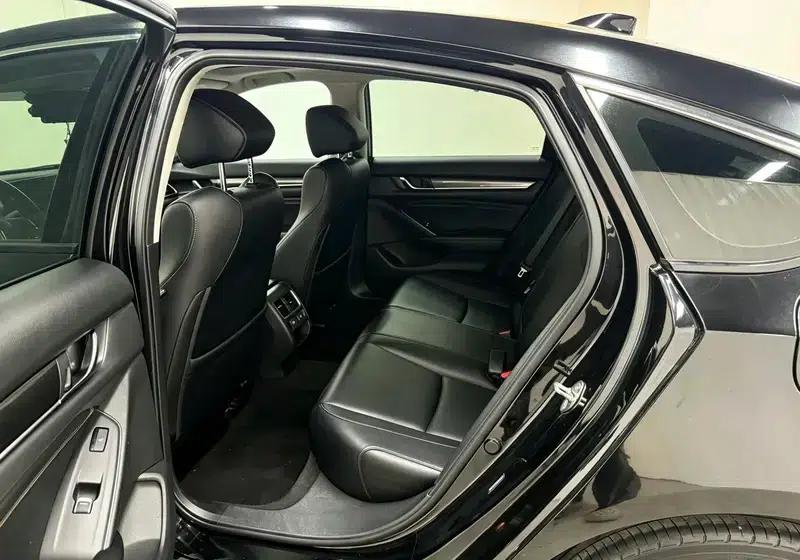 2022 Honda Accord Hybrid 2.0L Phantom Night Edition — миниатюра 18