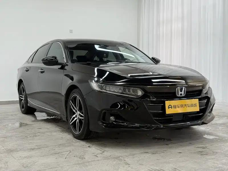 2022 Honda Accord Hybrid 2.0L Phantom Night Edition — миниатюра 3