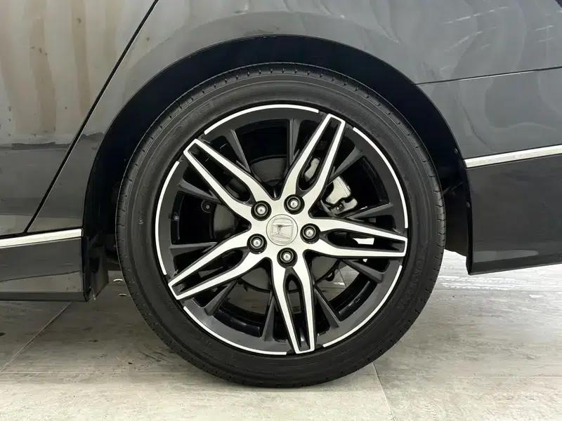 2022 Honda Accord Hybrid 2.0L Phantom Night Edition — миниатюра 9