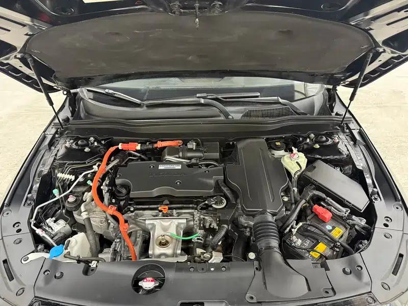 2022 Honda Accord Hybrid 2.0L Phantom Night Edition — миниатюра 10