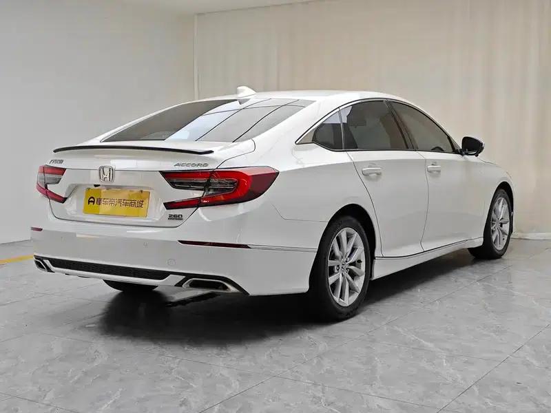 2022 Honda Accord 260TURBO Luxury Edition — миниатюра 7