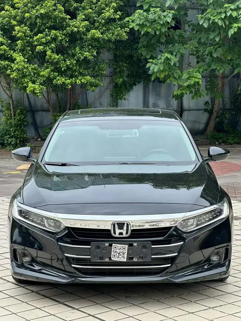 2022 Honda Accord 260TURBO Luxury Edition — миниатюра 2