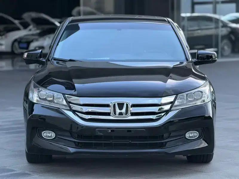 2014 Honda Accord 2.4L EXN Luxury Navigation Edition — миниатюра 2