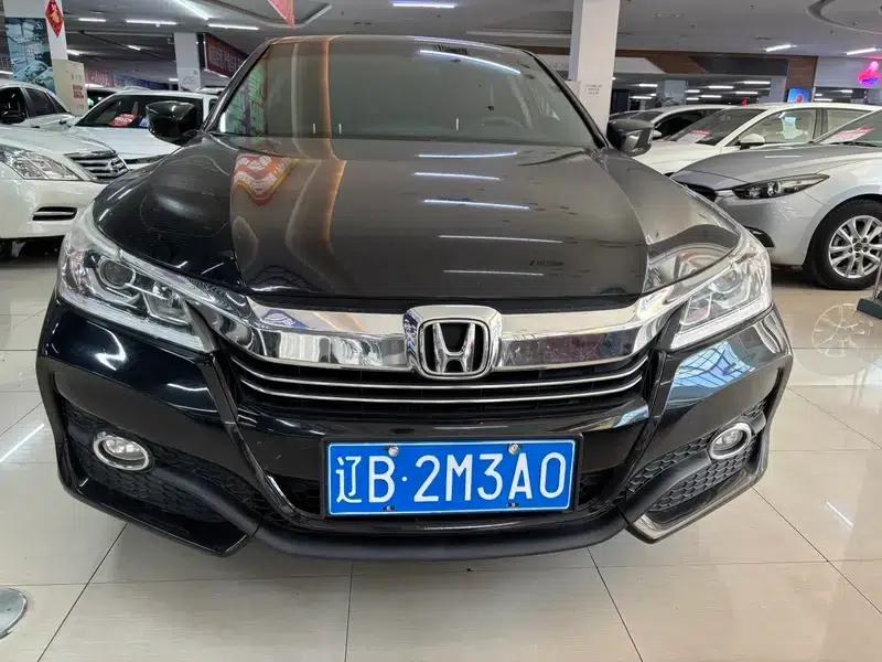 2016 Honda Accord 2.0L Comfort Edition — миниатюра 2