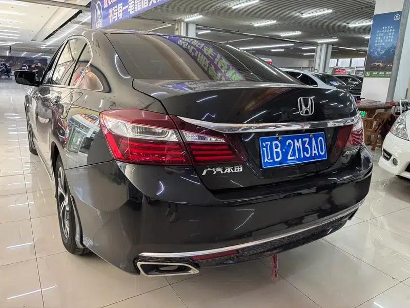 2016 Honda Accord 2.0L Comfort Edition — миниатюра 4