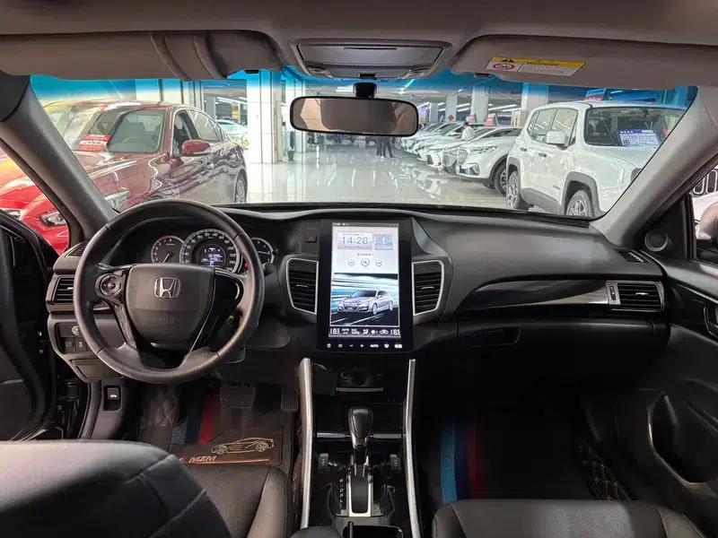 2016 Honda Accord 2.0L Comfort Edition — миниатюра 7