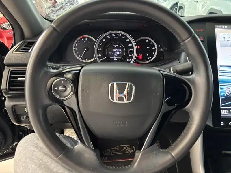 2016 Honda Accord 2.0L Comfort Edition — миниатюра 8