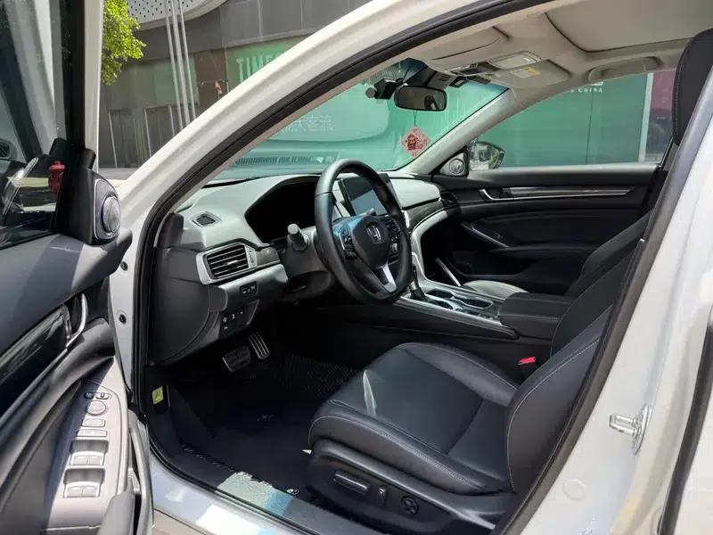 Accord 2022 260TURBO Phantom Night Premium Edition — миниатюра 14