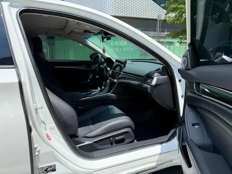 Accord 2022 260TURBO Phantom Night Premium Edition — миниатюра 16