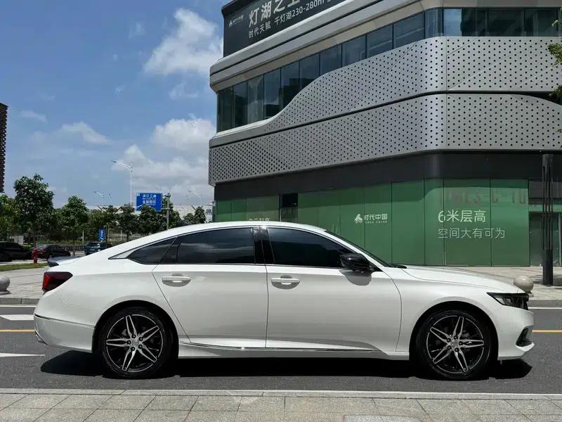 Accord 2022 260TURBO Phantom Night Premium Edition — миниатюра 8