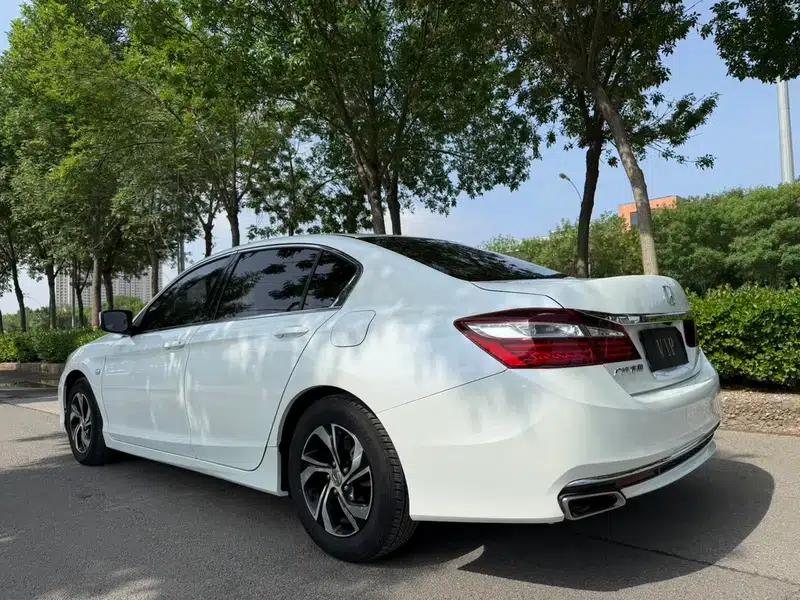 2016 Honda Accord 2.0L Comfort Edition — миниатюра 4