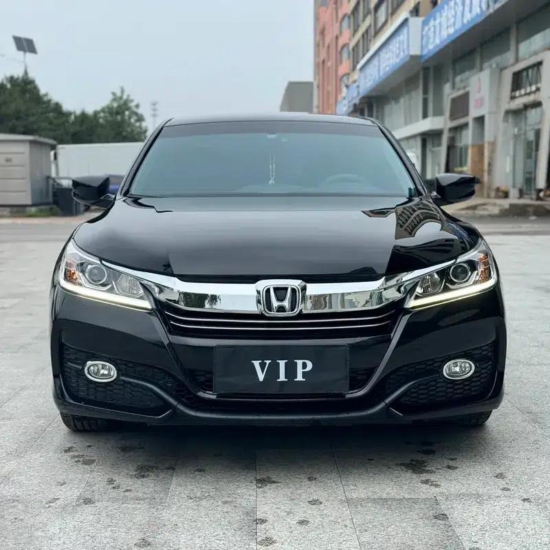 2016 Honda Accord 2.0L Comfort Edition — миниатюра 2