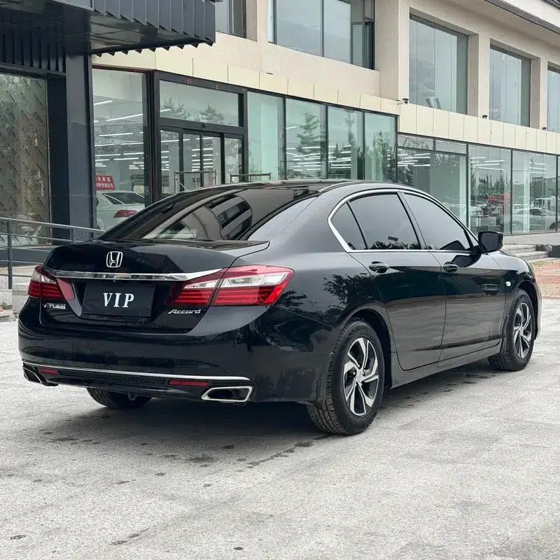 2016 Honda Accord 2.0L Comfort Edition — миниатюра 6
