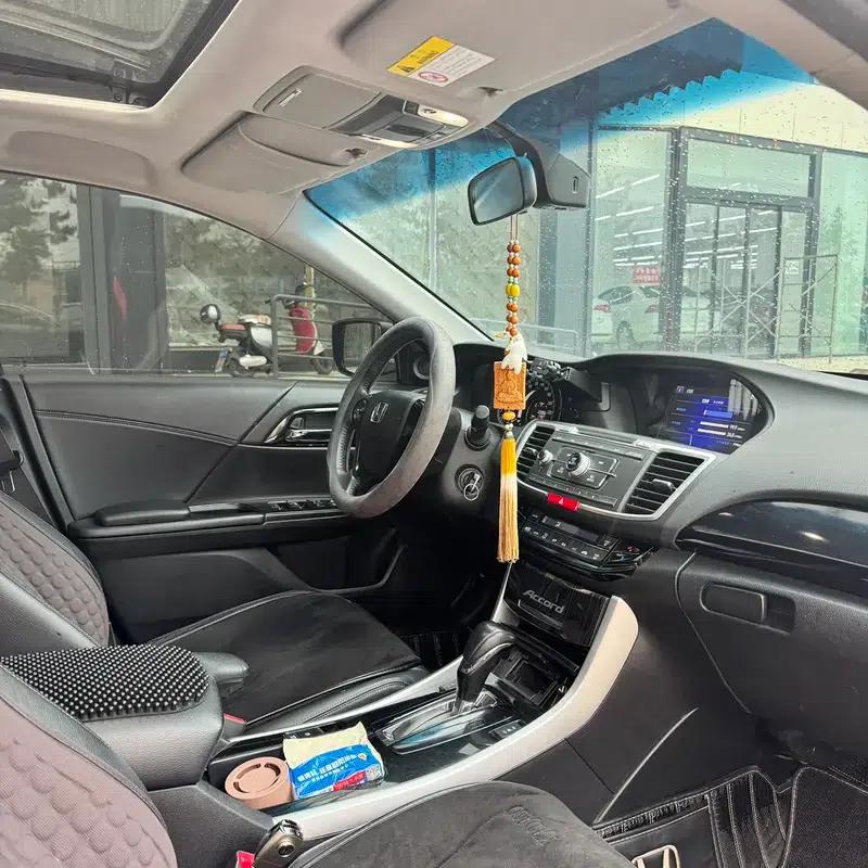 2016 Honda Accord 2.0L Comfort Edition — миниатюра 8