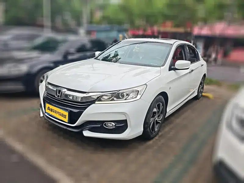 2016 Honda Accord 2.0L Comfort Edition — миниатюра 1