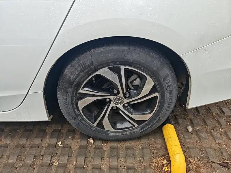 2016 Honda Accord 2.0L Comfort Edition — миниатюра 20