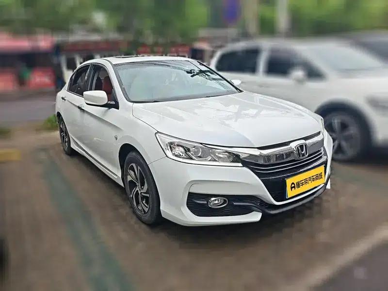 2016 Honda Accord 2.0L Comfort Edition — миниатюра 3