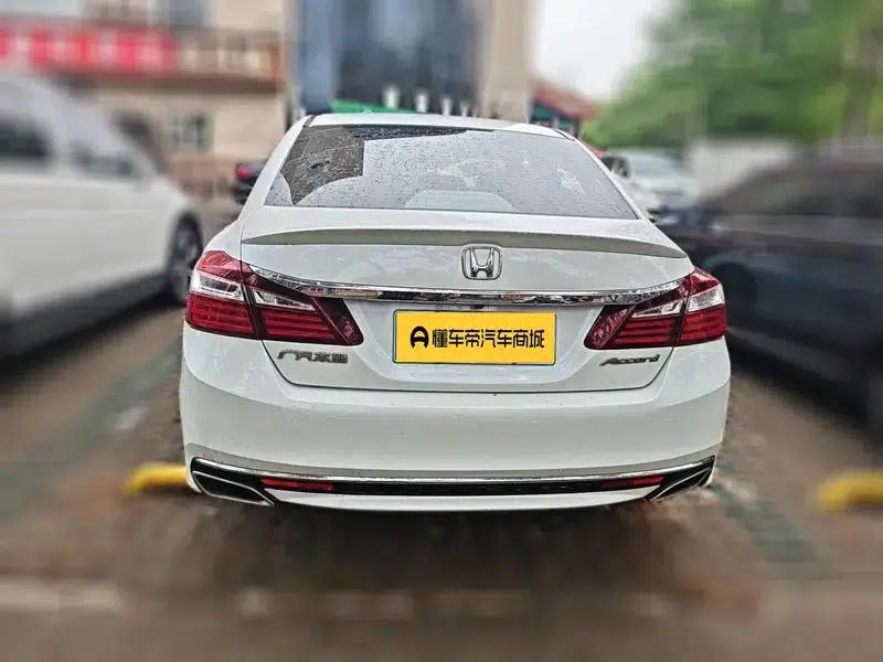 2016 Honda Accord 2.0L Comfort Edition — миниатюра 5