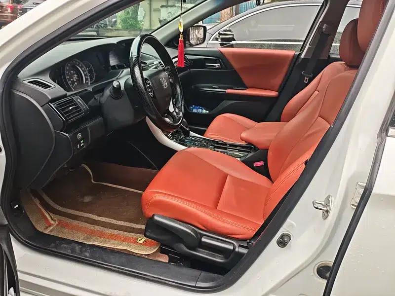 2016 Honda Accord 2.0L Comfort Edition — миниатюра 7