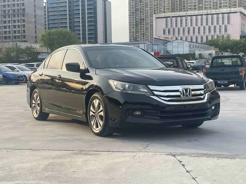 2014 Honda Accord 2.0L EX Luxury Edition — миниатюра 3