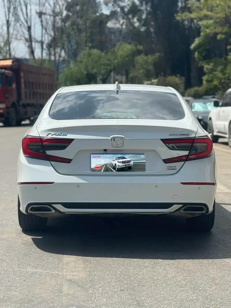 2022 Honda Accord 260TURBO Luxury Edition — миниатюра 4