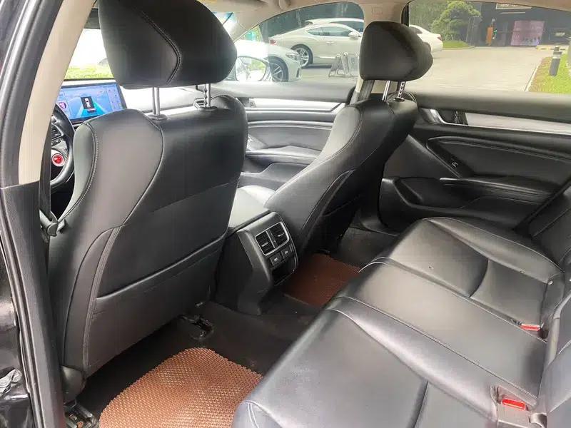 2022 Honda Accord Hybrid 2.0L Elite Edition — миниатюра 13