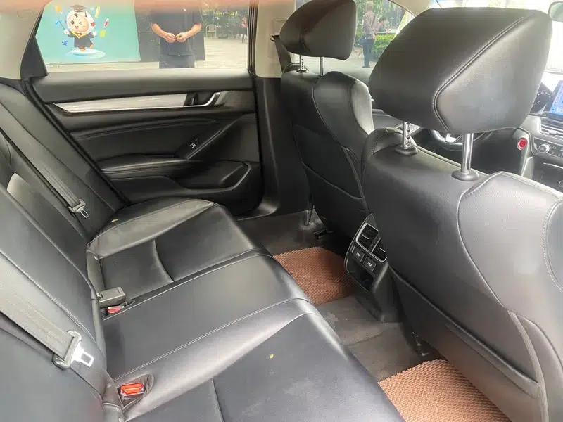 2022 Honda Accord Hybrid 2.0L Elite Edition — миниатюра 18