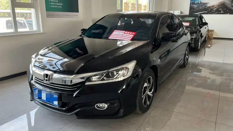 2016 Honda Accord 2.0L Comfort Edition — миниатюра 1