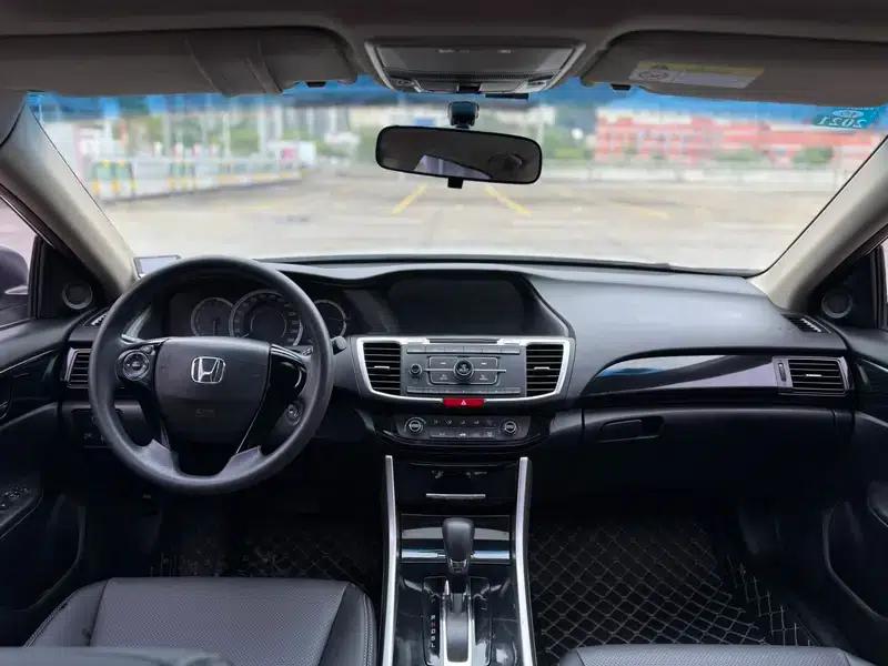 2016 Honda Accord 2.0L Comfort Edition — миниатюра 7