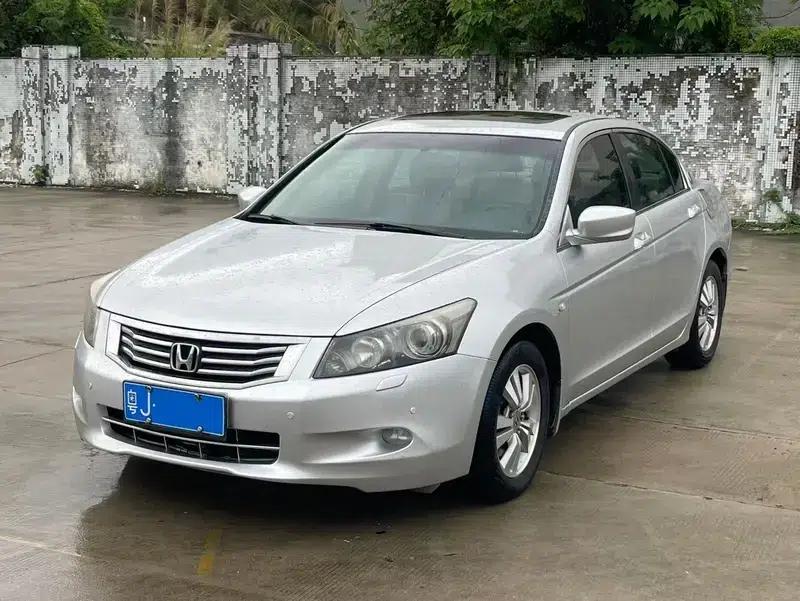 Accord 2010 2.4L LX — миниатюра 1