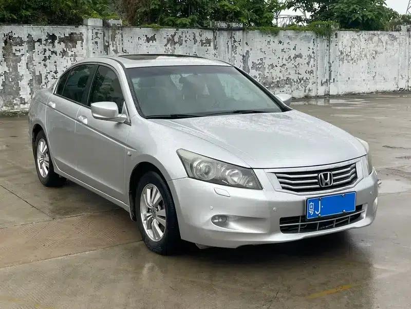Accord 2010 2.4L LX — миниатюра 3