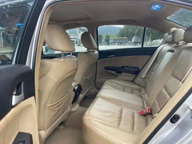 Accord 2010 2.4L LX — миниатюра 9