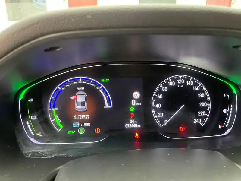 2022 Honda Accord Hybrid 2.0L Phantom Night Edition — миниатюра 9