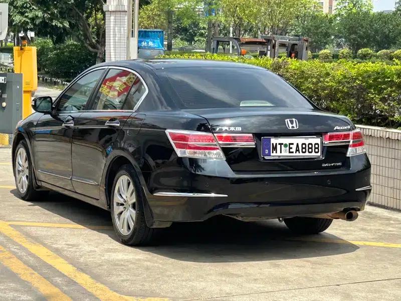 Accord 2013 2.4L SE — миниатюра 3