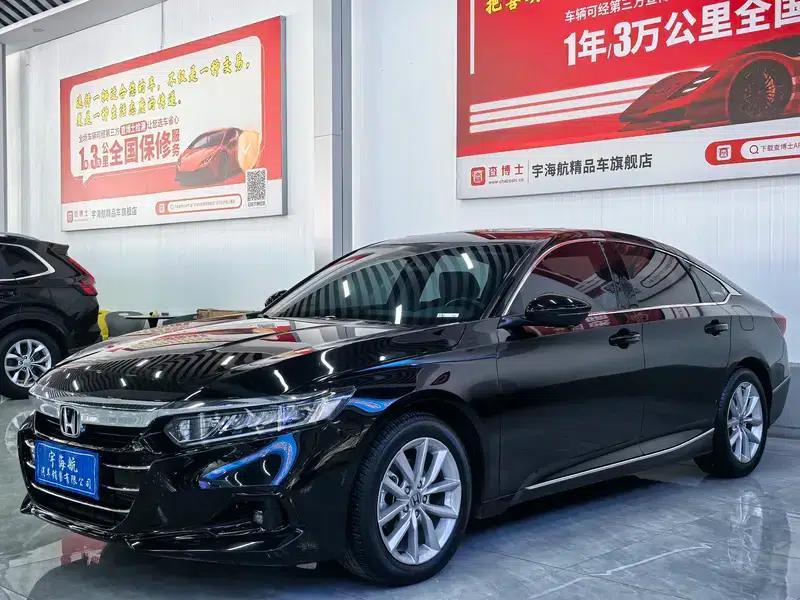2022 Honda Accord 260TURBO Luxury Edition — миниатюра 1