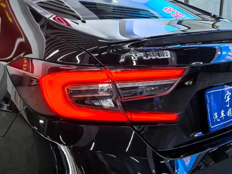 2022 Honda Accord 260TURBO Luxury Edition — миниатюра 9