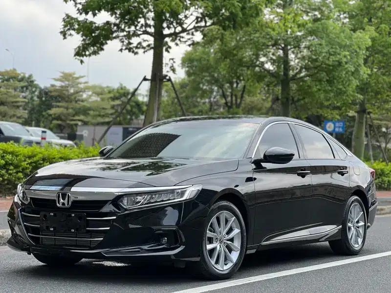 2022 Honda Accord 260TURBO Luxury Edition — миниатюра 1