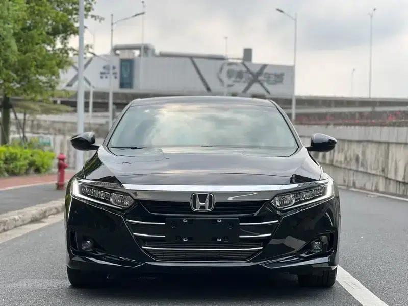 2022 Honda Accord 260TURBO Luxury Edition — миниатюра 2