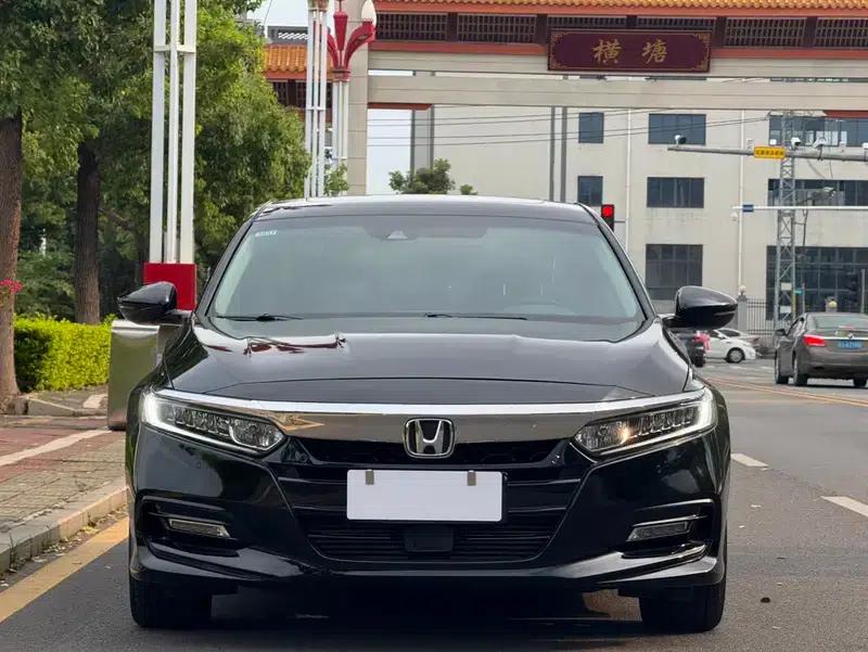 2018 Honda Accord 260TURBO Luxury Edition (China VI Emission Standard) — миниатюра 2