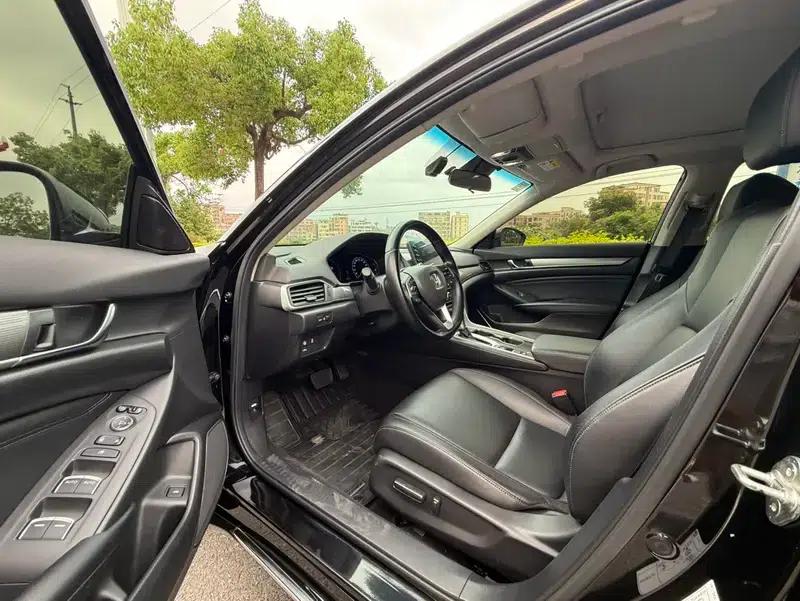 2018 Honda Accord 260TURBO Luxury Edition (China VI Emission Standard) — миниатюра 8