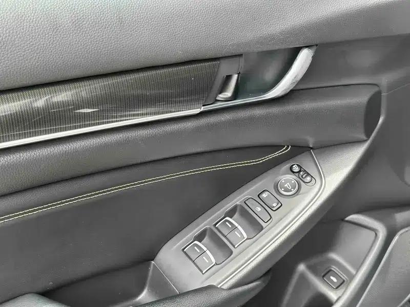Accord 2022 260TURBO Phantom Night Premium Edition — миниатюра 24
