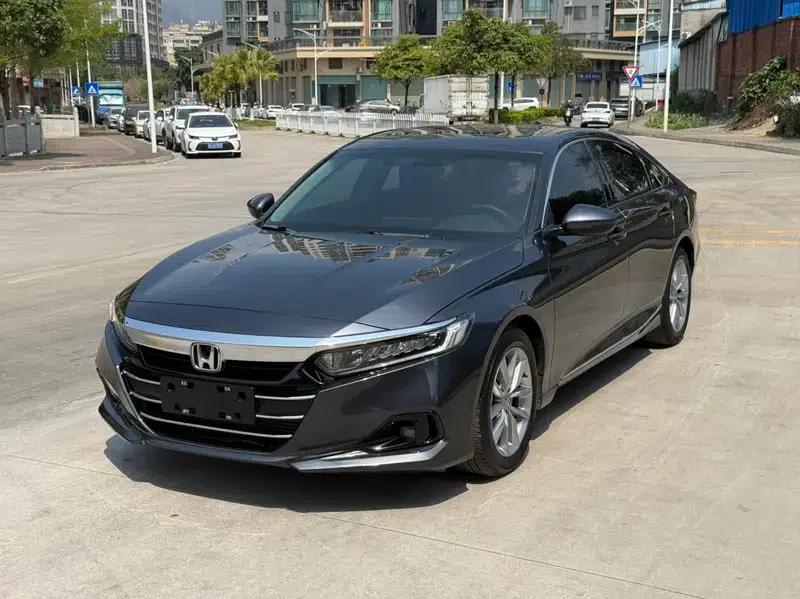 2022 Honda Accord 260TURBO Luxury Edition — миниатюра 1