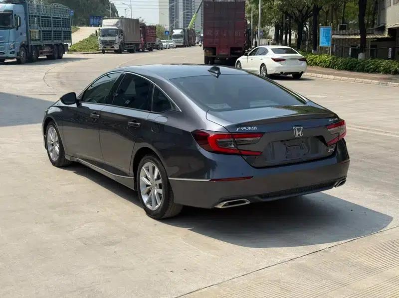 2022 Honda Accord 260TURBO Luxury Edition — миниатюра 4