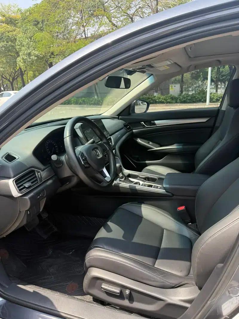 2022 Honda Accord 260TURBO Luxury Edition — миниатюра 7